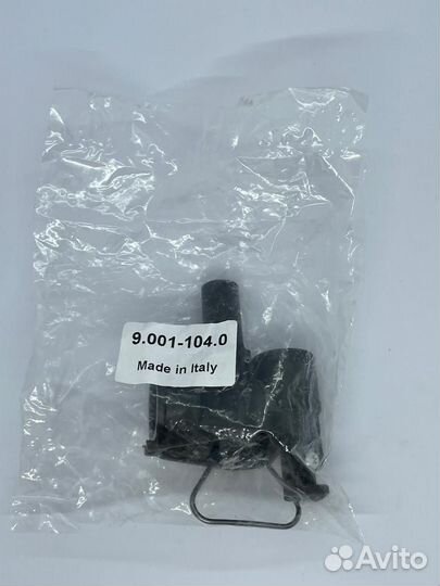 Крышка помпы с клапаном, K3-K5 Karcher 9.001-104.0