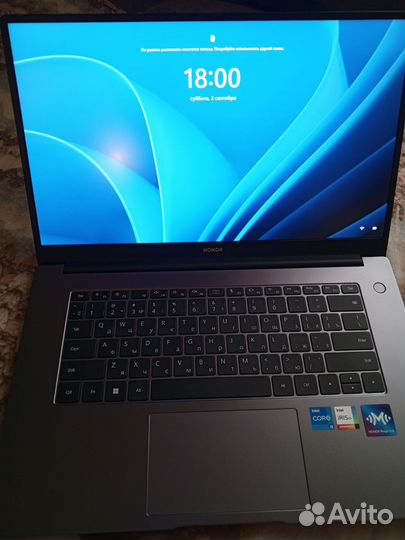 Ноутбук honor