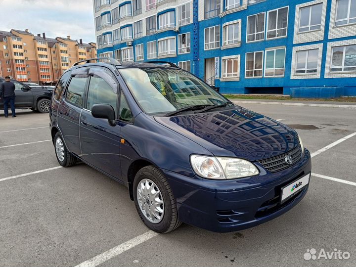 Toyota Corolla Spacio 1.6 AT, 1997, 185 412 км
