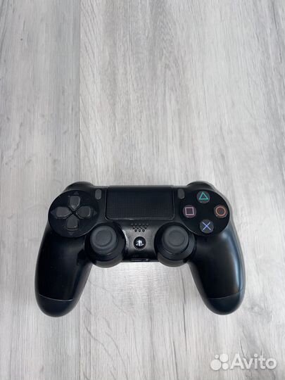 Игровая приставка ps4 pro 1tb