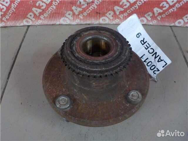 Ступица задняя левая Mitsubishi Lancer S82 4G18