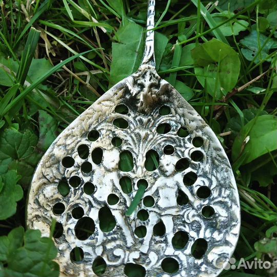 Антикварный комплект: ложка шумовка и вилка