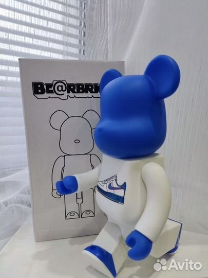 Игрушка bearbrick Nike найк