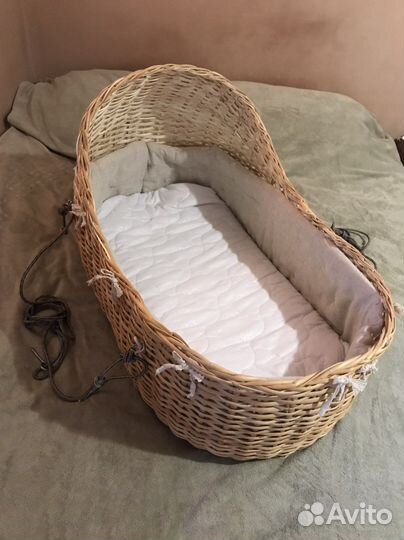 Колыбель плетеная