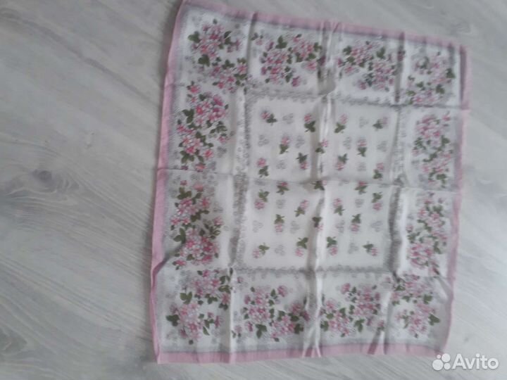 Шарфы платки палантины