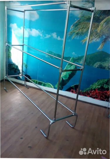 Стойка стеллаж для гимнастических мячей-фитболов