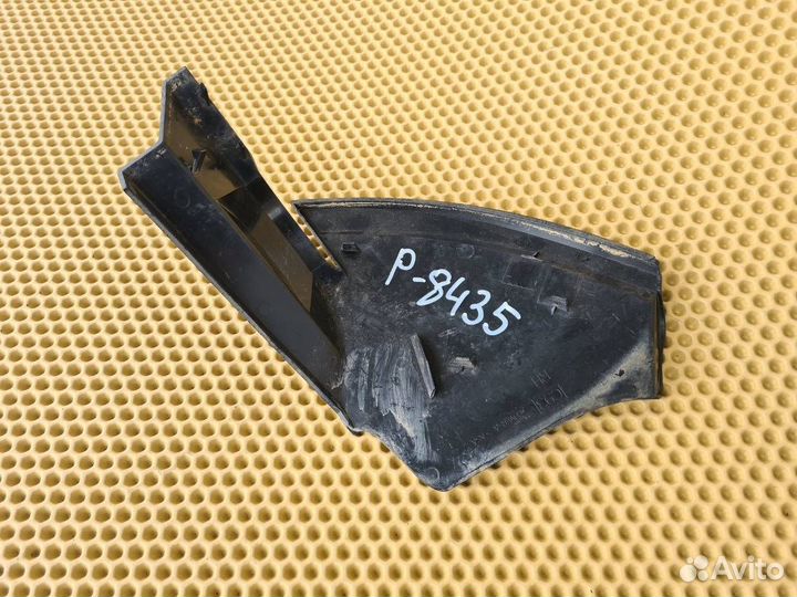 Накладка фонаря задняя правая Infiniti Fx Qx70 S51