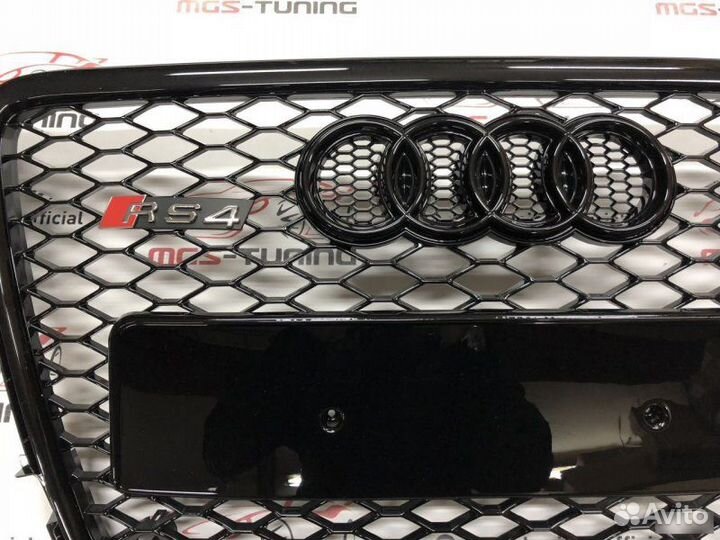 Решетка на Audi A4 в стиле RS4 07-11 гг. дизайн 1