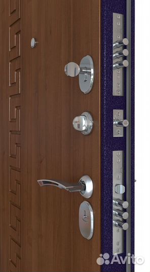 Входная дверь