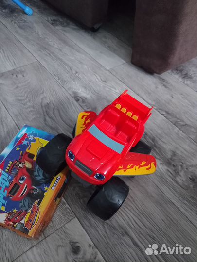 Чудо машинка Вспыш