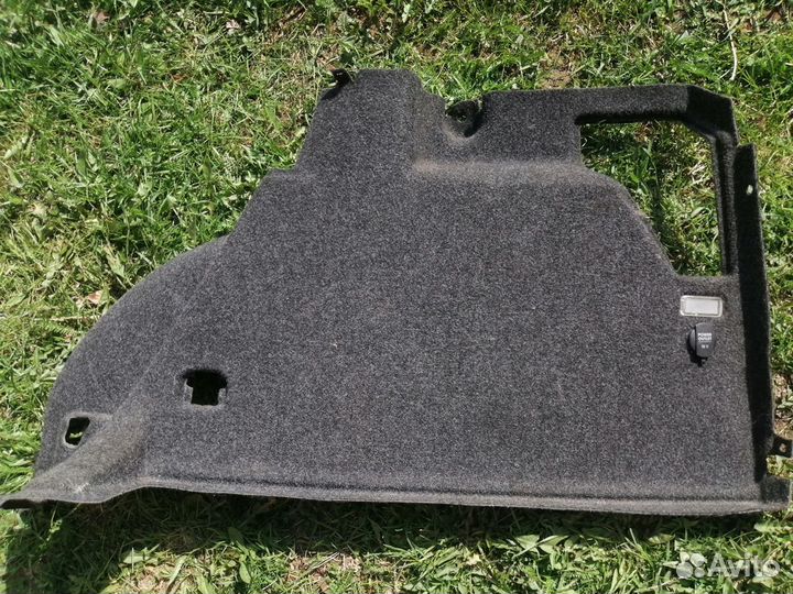 Обшивка багажника гольф 4