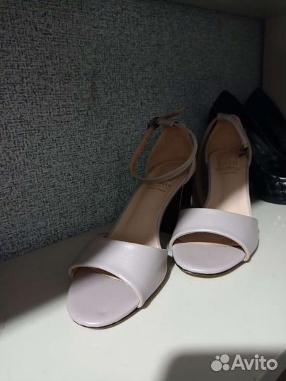 Босоножки женские 37 размер