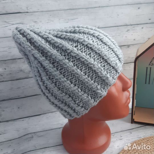 Шапка женская вязаная ручная работа