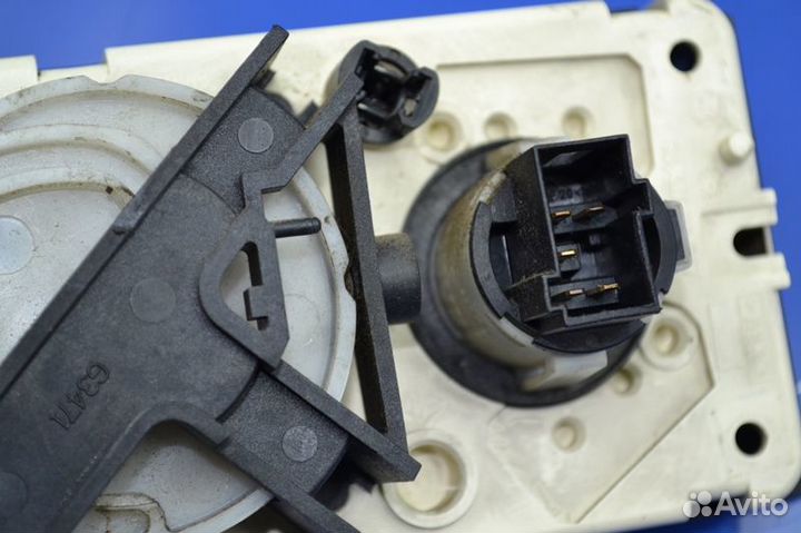 Панель переключателей отопителя кабины DAF XF105