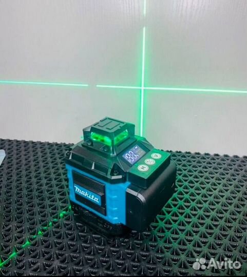 Новый лазерный уровень Makita 4D