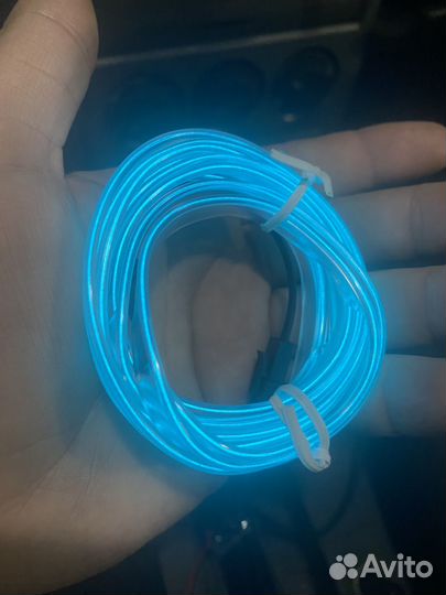 Неоновая лента в авто