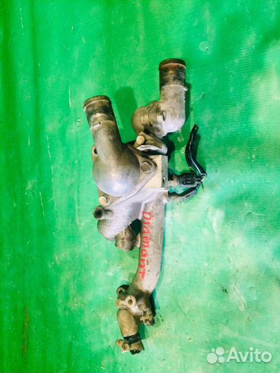 Корпус термостата Mitsubishi Diamante