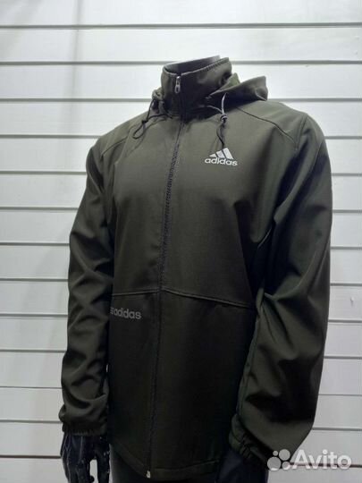 Спортивные костюмы