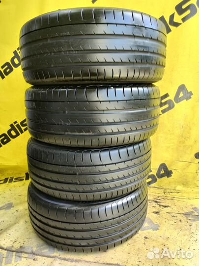 Yokohama Advan Sport V105 245/45 R17 99V