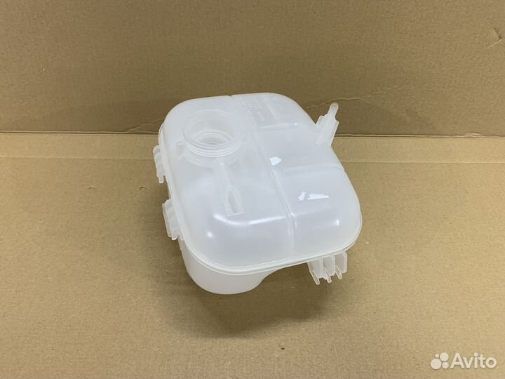 Бачок расширительный Opel Astra H