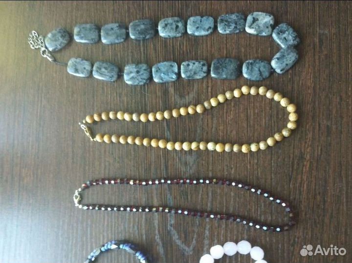 Украшения браслеты бусы