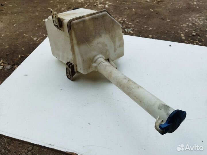 Бачок омывателя лобового стекла Кия Карнивал 2006