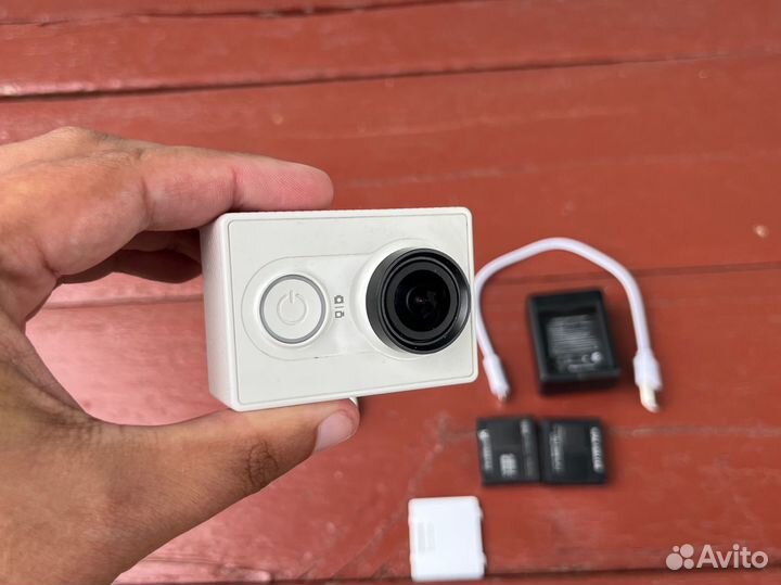 Экшн камера xiaomi yi action camera
