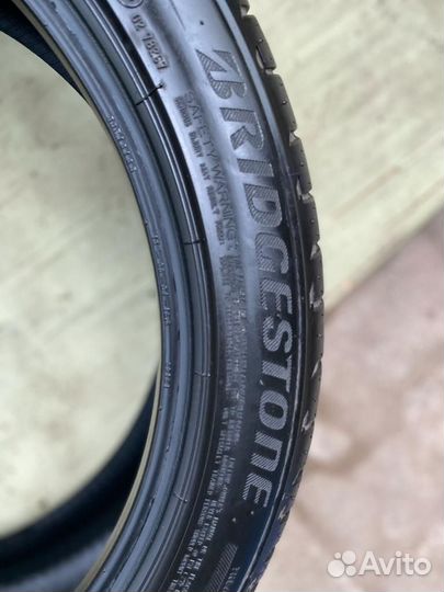 Bridgestone Potenza S001 225/45 R19 92W