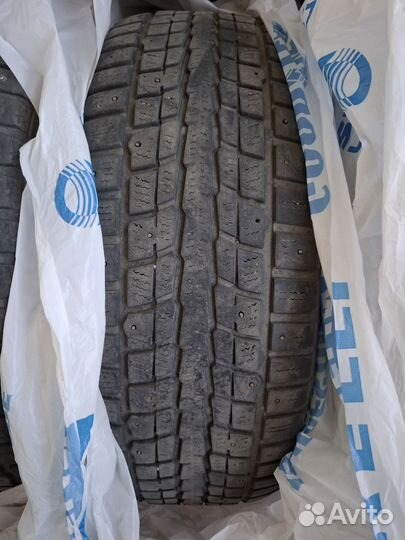 Dunlop SP Winter Ice 01 235/65 R17