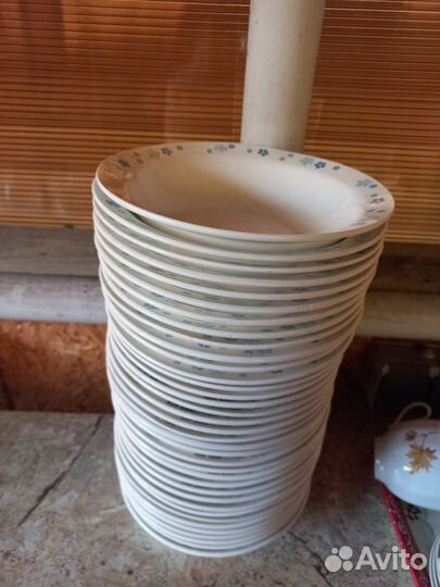 Тарелки, чашки