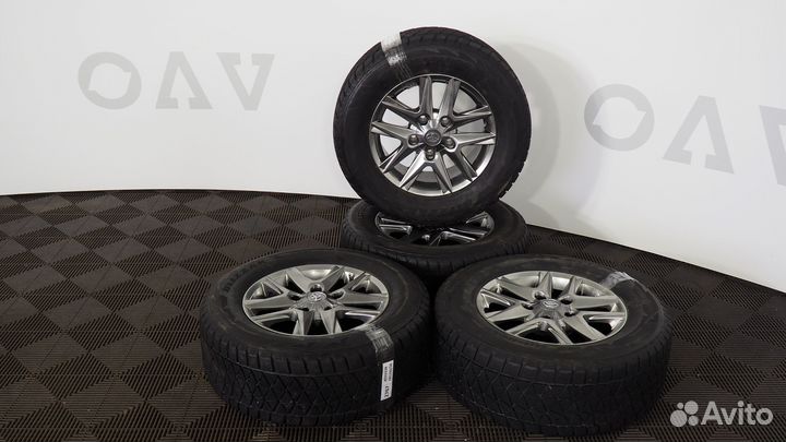 Комплект колёс Toyota Land Cruiser 200 R18