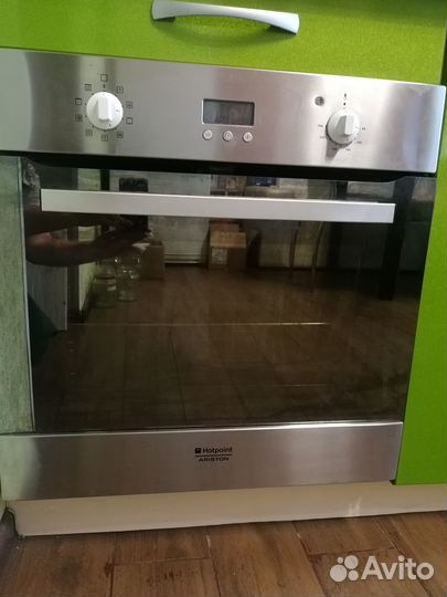 Продам духовой шкаф электрический