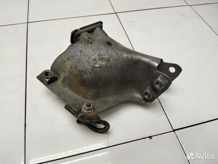Кронштейн двигателя Audi A5 8T