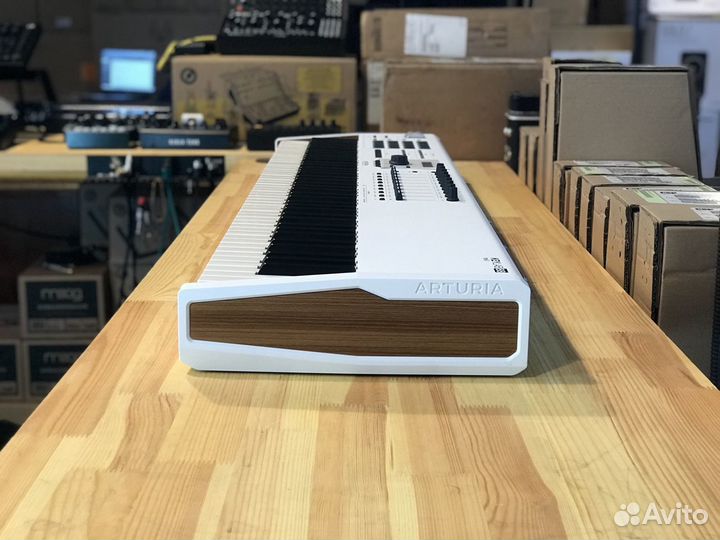 Arturia KeyLab 88 mk2 (white)