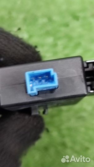 Датчик присутствия пассажира BMW X3 (E83) 2004