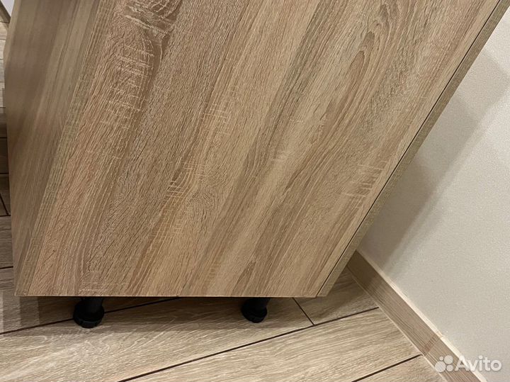 Кухонный стол остров