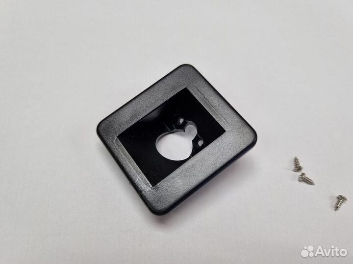 Кронштейн держатель камеры заднего вида