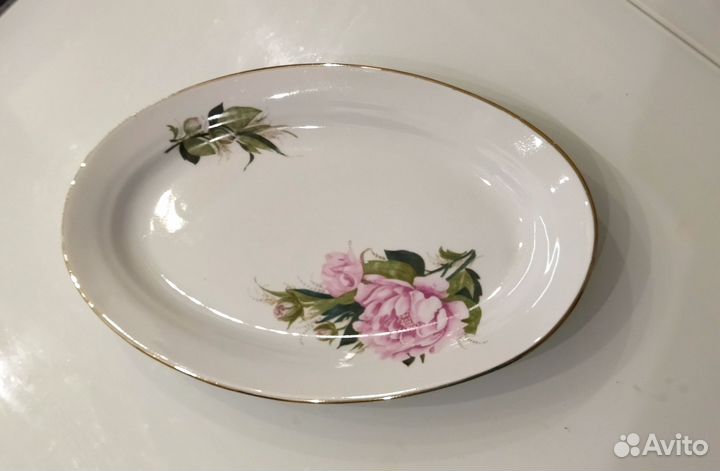 Блюдо большое, тарелки, блюдце СССР