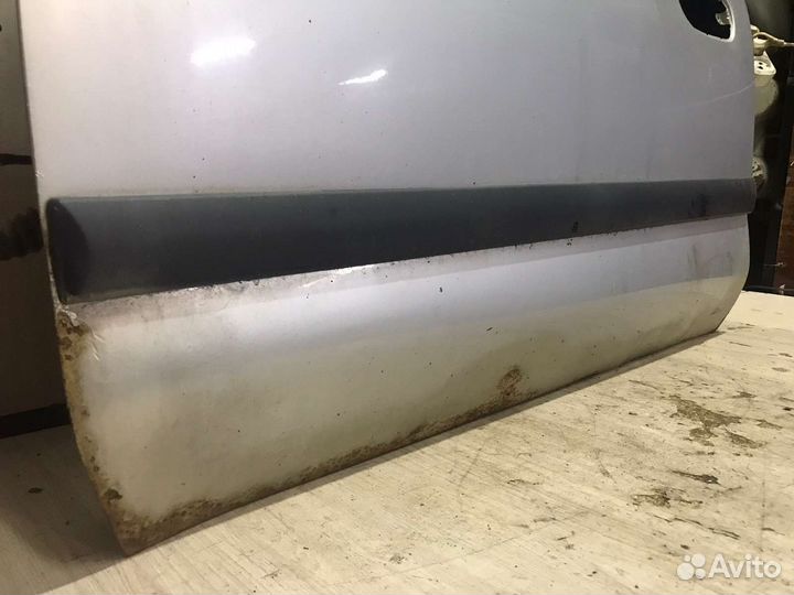 Дверь передняя левая mitsubishi carisma