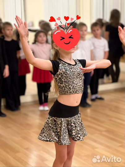 Тренировочный костюм для бальных танцев