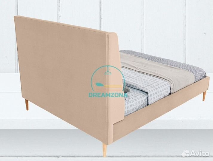 Кровать Кари с мягким изголовьем на заказ