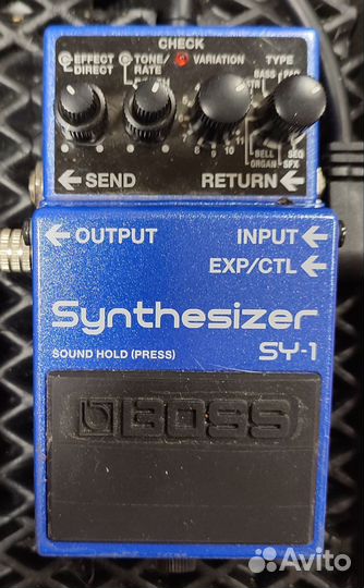 Гитарный синтезатор Boss SY-1