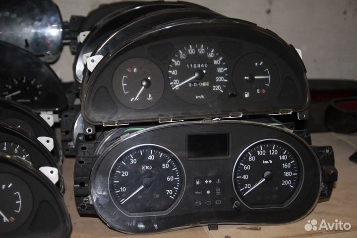 Щиток приборов на иномарки