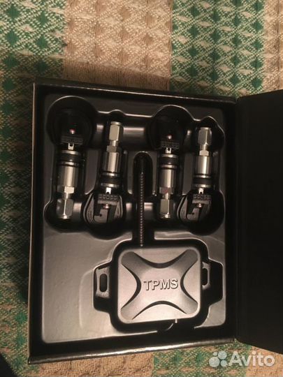 Датчики давления в шинах Teyes tpms