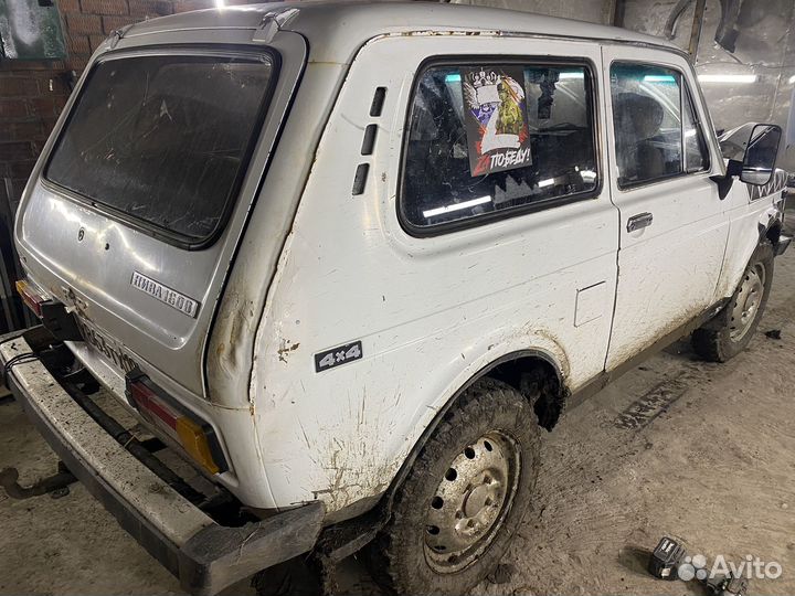 LADA 4x4 (Нива) 1.6 МТ, 1989, 200 000 км