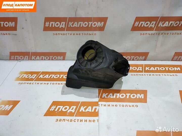 Корпус воздушногo фильтра Audi A6 4G/C7 2014
