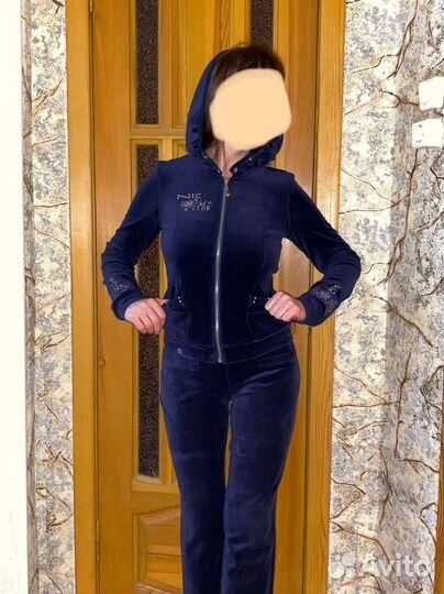 Спортивный костюм женский