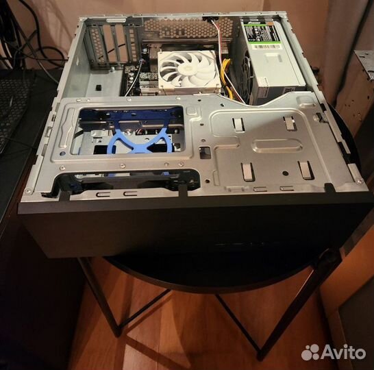 Компьютер в сборе i5 9400, 16gb ddr4, ssd 240gb