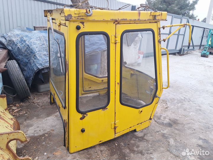 Фронтальный погрузчик Furukawa FL305, 2012