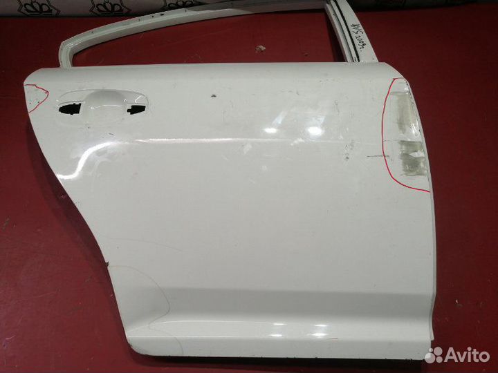 Дверь задняя правая Toyota Avensis Т 270